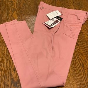 Seven jeans . Cute pinkish / rose color